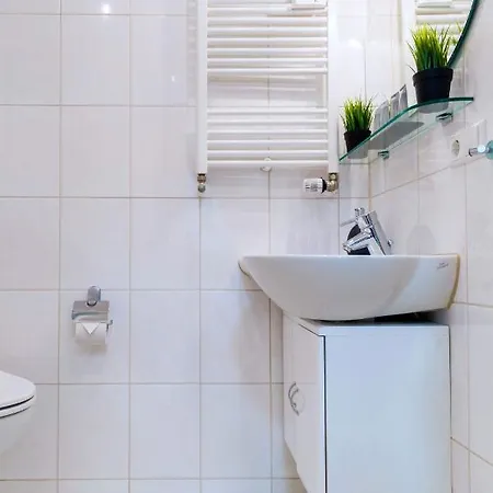 Apartment Auszeit Apartment: Downtown Harbor Retreat With Fast Internet *